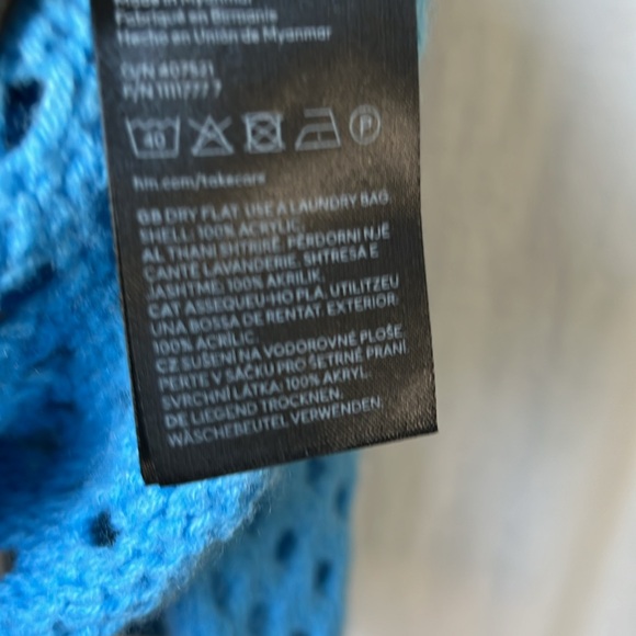 Open Knit Blue Sweater - Picture 5 of 5